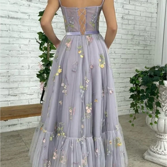 Purple Tiered Embellished Sweetheart Midi Gown - Picture 3 of 3